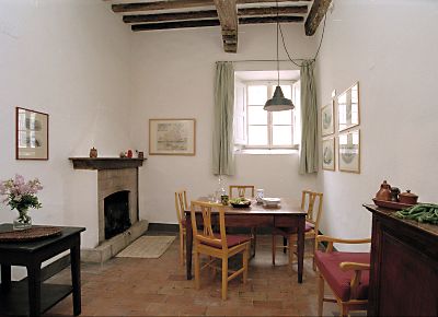 salon avec cheminée du Frantoio à Saturnia - Toscana