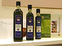 Bottiglie in vetro da 0,75 0,50 e 0,25 lt di olio exytravergine d'oliva
